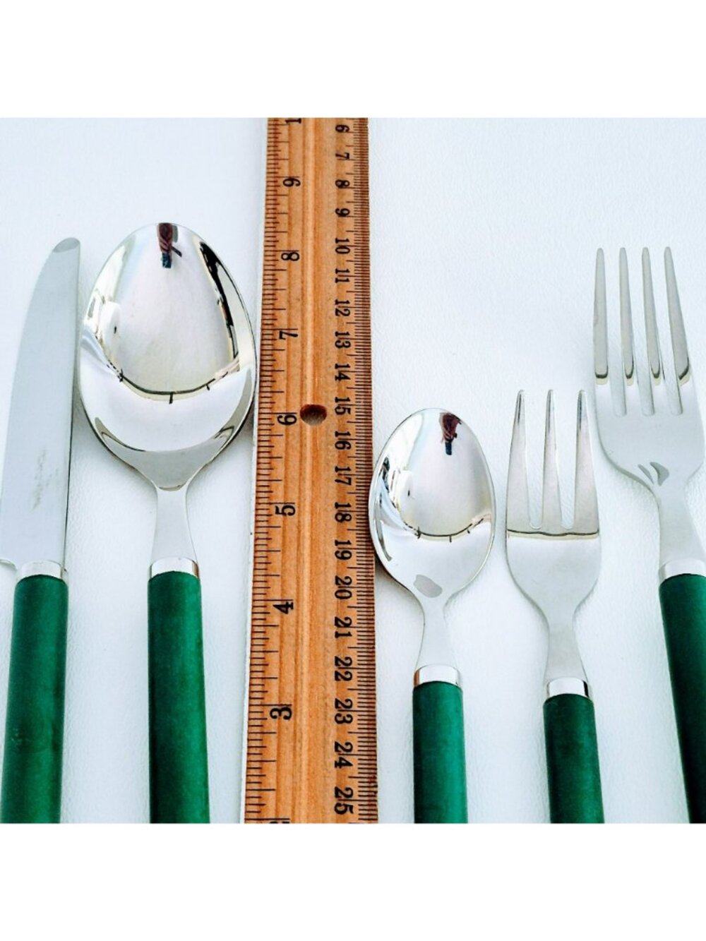 Villeroy & Boch "Play Green Garden" 5 Piece Flatware Set, 18/10 Stainless, Italy - Picture 6 of 6